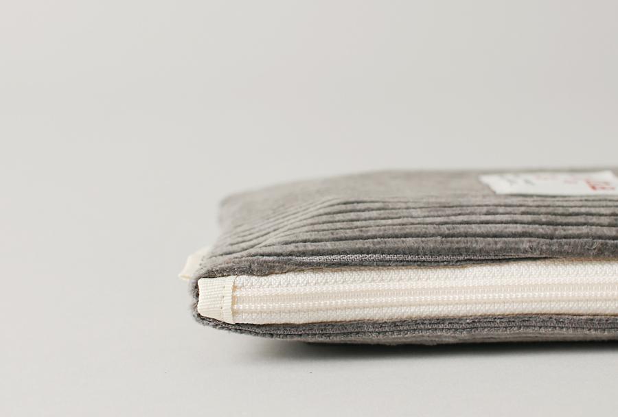 [Masmarulez] Corduroy Strap pouch _ Gray