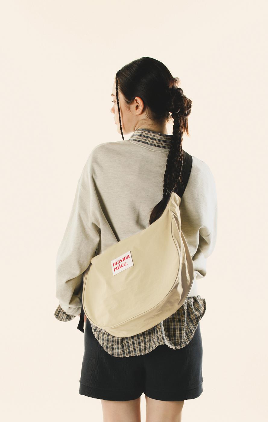 [Masmarulez] Halfmoon cross bag _ Beige