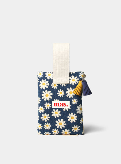 [Masmarulez] Knit daisy Strap pouch _ Navy